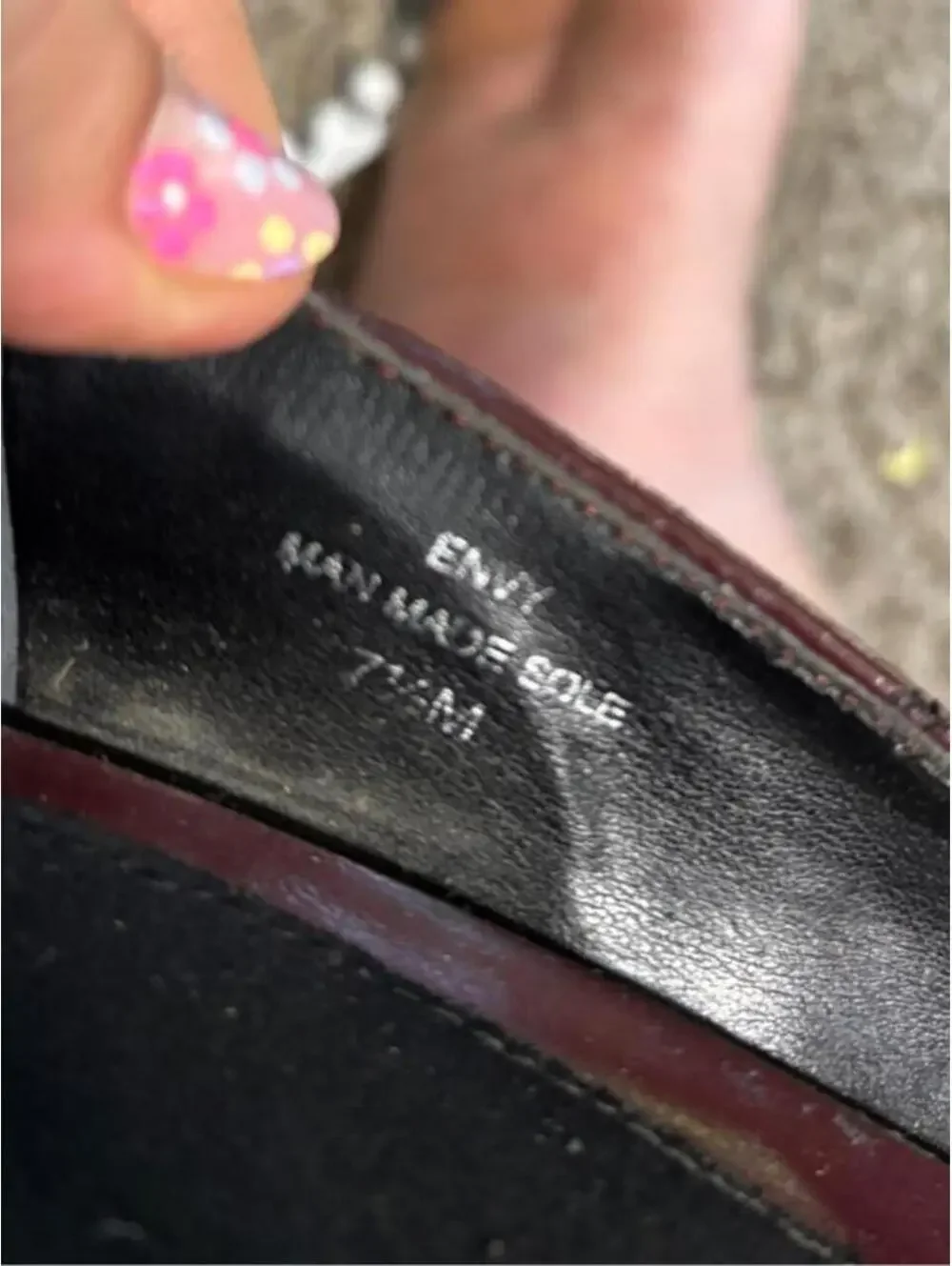 Aerosoles Burgundy snakeskin print leather pumps in US 7.5 #glamour #courts